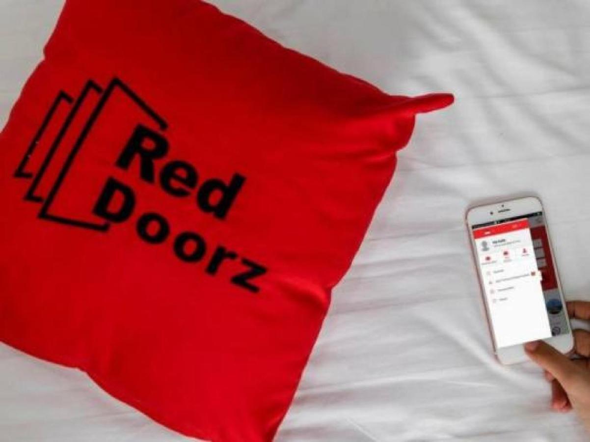 Reddoorz Plus @ Gunung Sahari 2 Jacarta Exterior foto